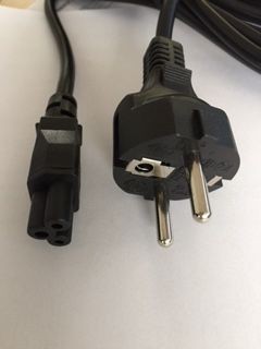 Netzkabel 230V Schutzkontakt CEE7(Stecker)-&gt;C5(Buchse), 1,8m, Black, (Kleeblatt,Mickymaus), Bulkware,