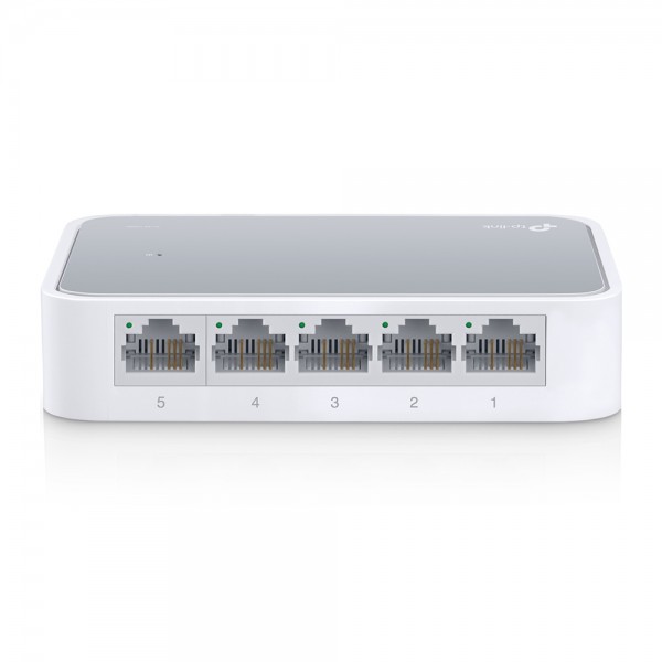 TP-Link - TL-SF1005P - 5-Port 10/100 Mbps Desktop Switch with 4-Port